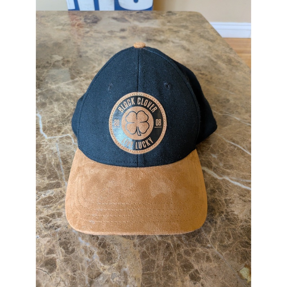 Black Clover Golf Hat Live Lucky Fitted Black Tan S/M Cap